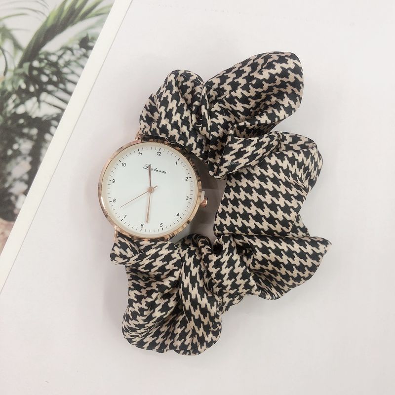 Women’s Leopard & Houndstooth Print Watch – Quartz Movement, Fashion Strap