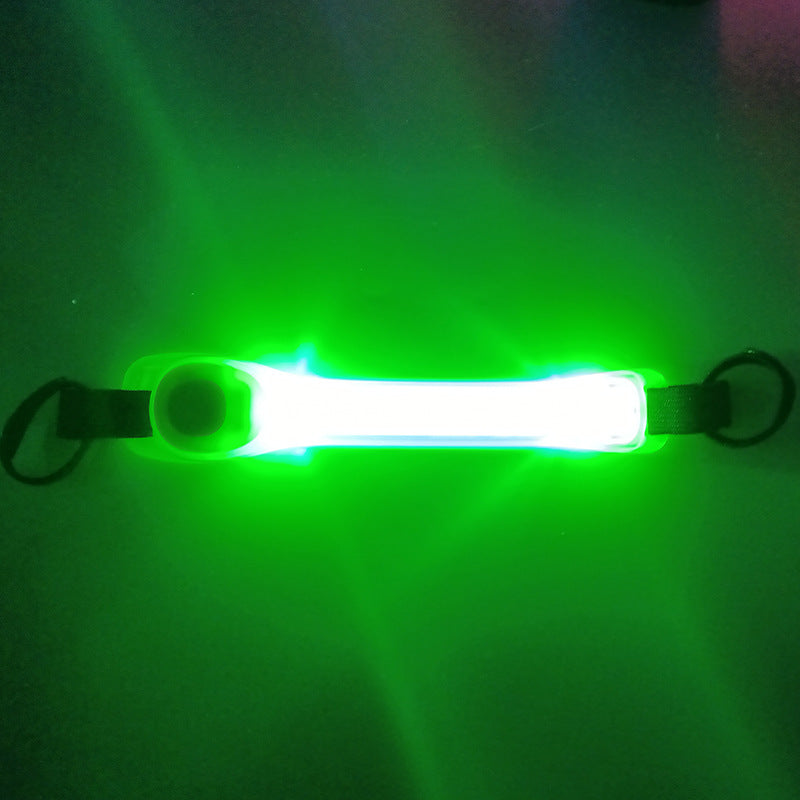 LED Dog Collar Light – Luminous Safety Pendant for Night Walks & Pet Visibility