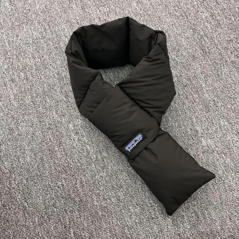 Unisex Lightweight Down Neck Scarf – Warm & Retro