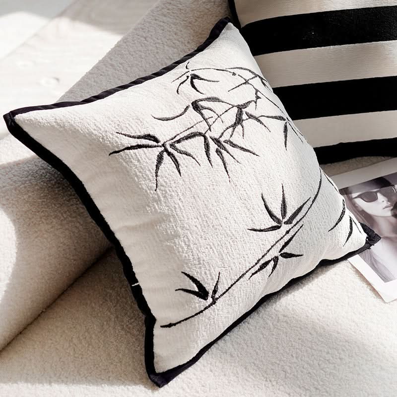 Black Light Luxury Vintage Embroidered Pillowcase