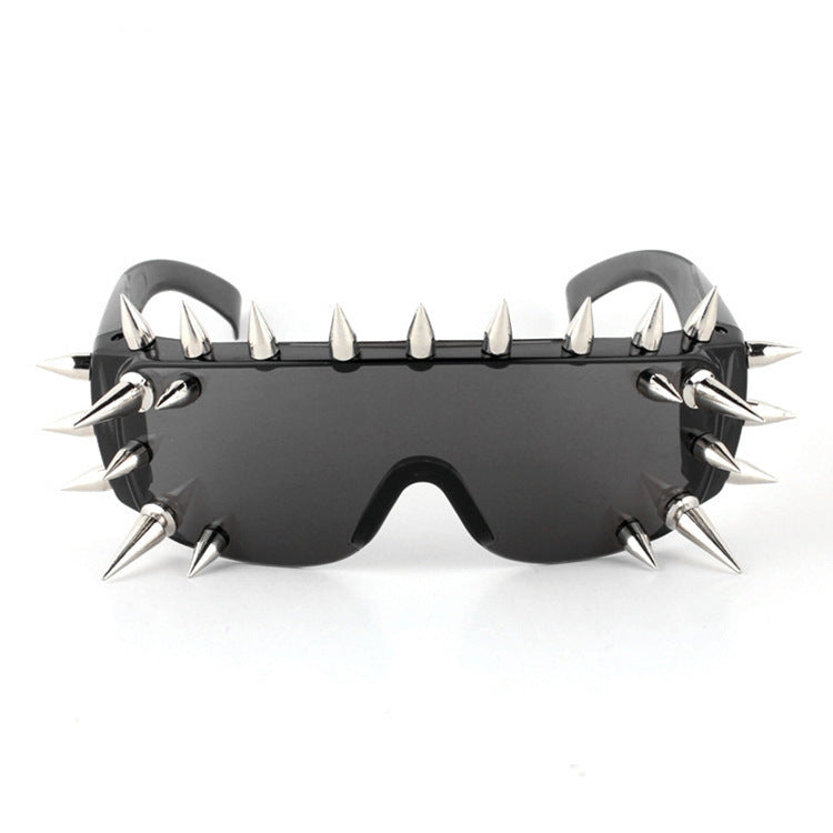 [Rockstar] Gothic Spiked Sunglasses