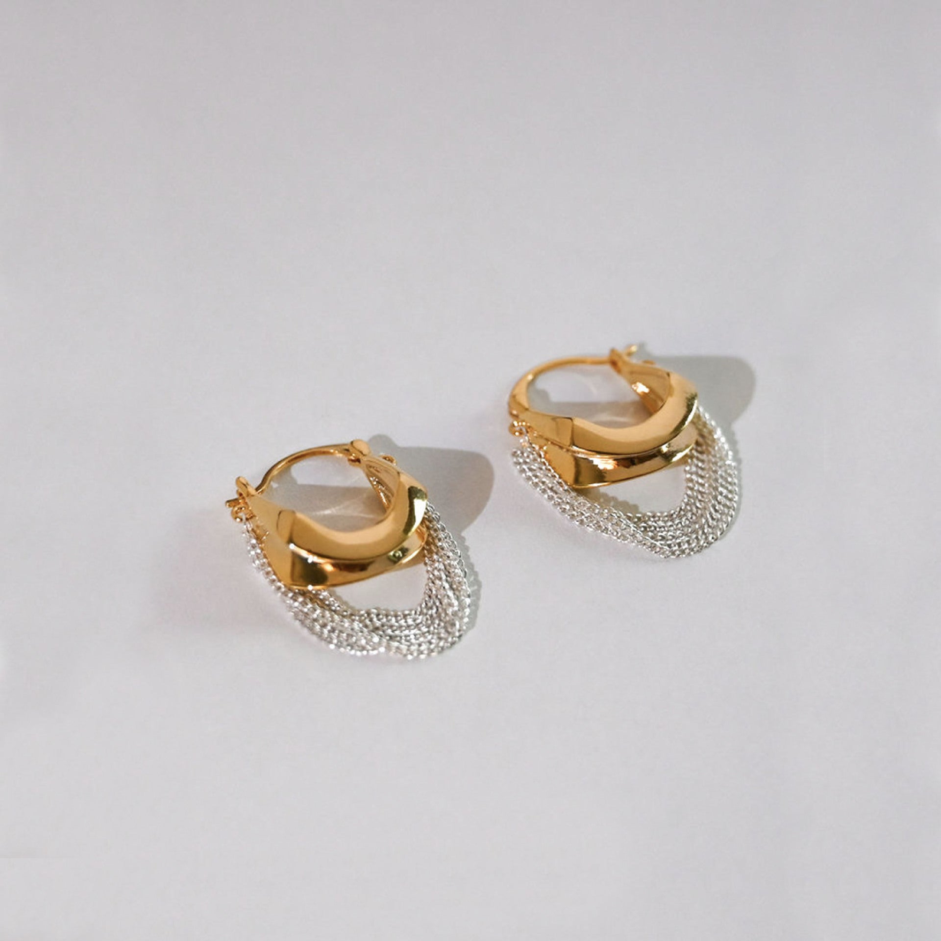 Cascade Loop Gold Drop Earrings – Dual-Tone Chain Design Jewelry for Women