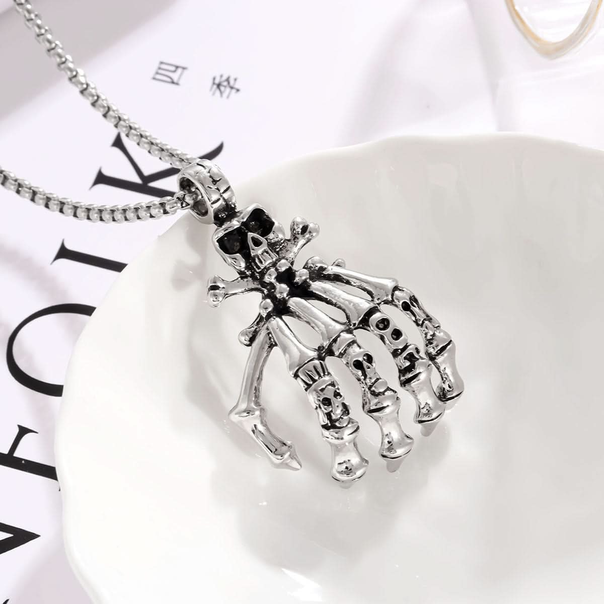 Skull Demon Hand Necklace for Men – European Fashion