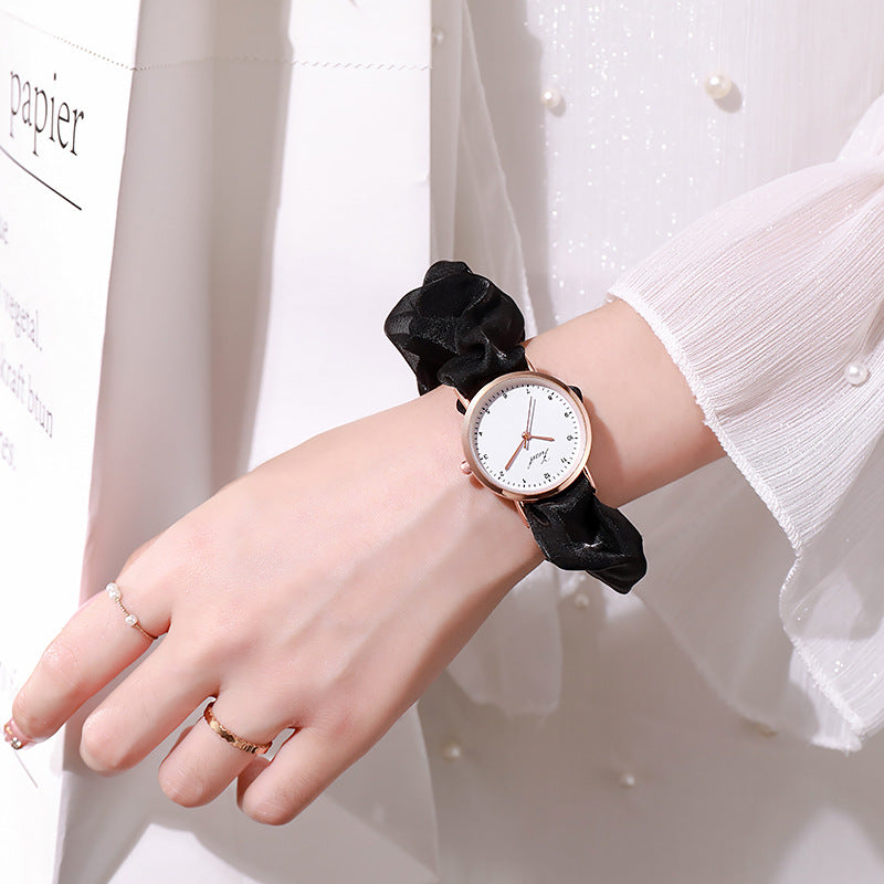 Women's Fashion Bracelet Watch – Fabric Strap Quartz Watch with Decorative Dial