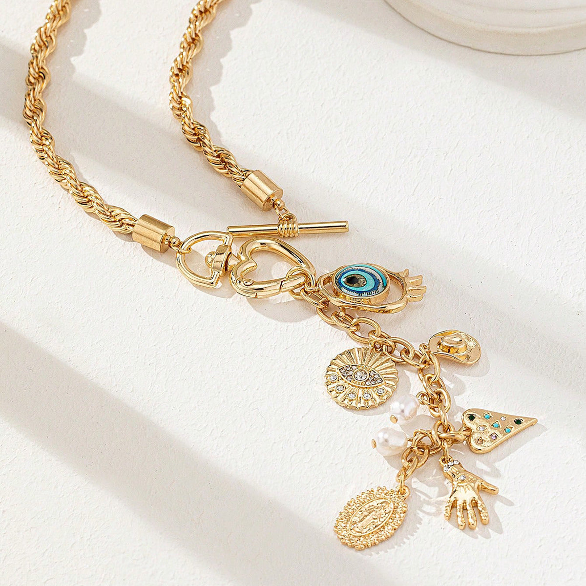 Women's Trendy Evil-eye Pendant Necklace – Pearl & Charms, Love Jewelry
