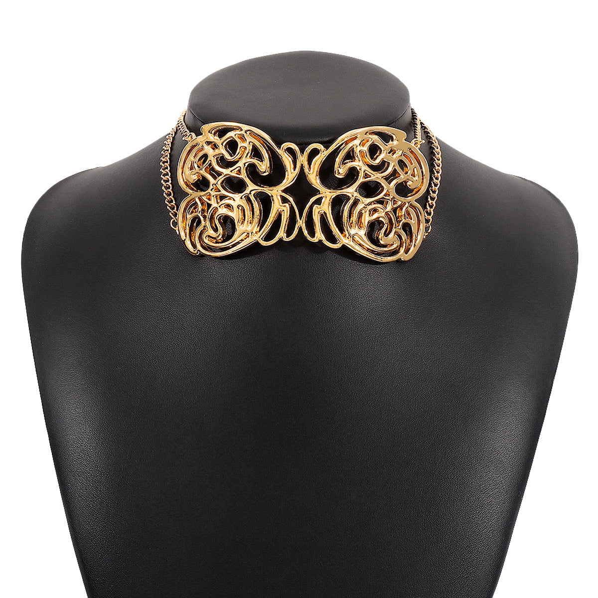 Butterfly Pendant Necklace – Trendy Hip-Hop Statement Jewelry for Women