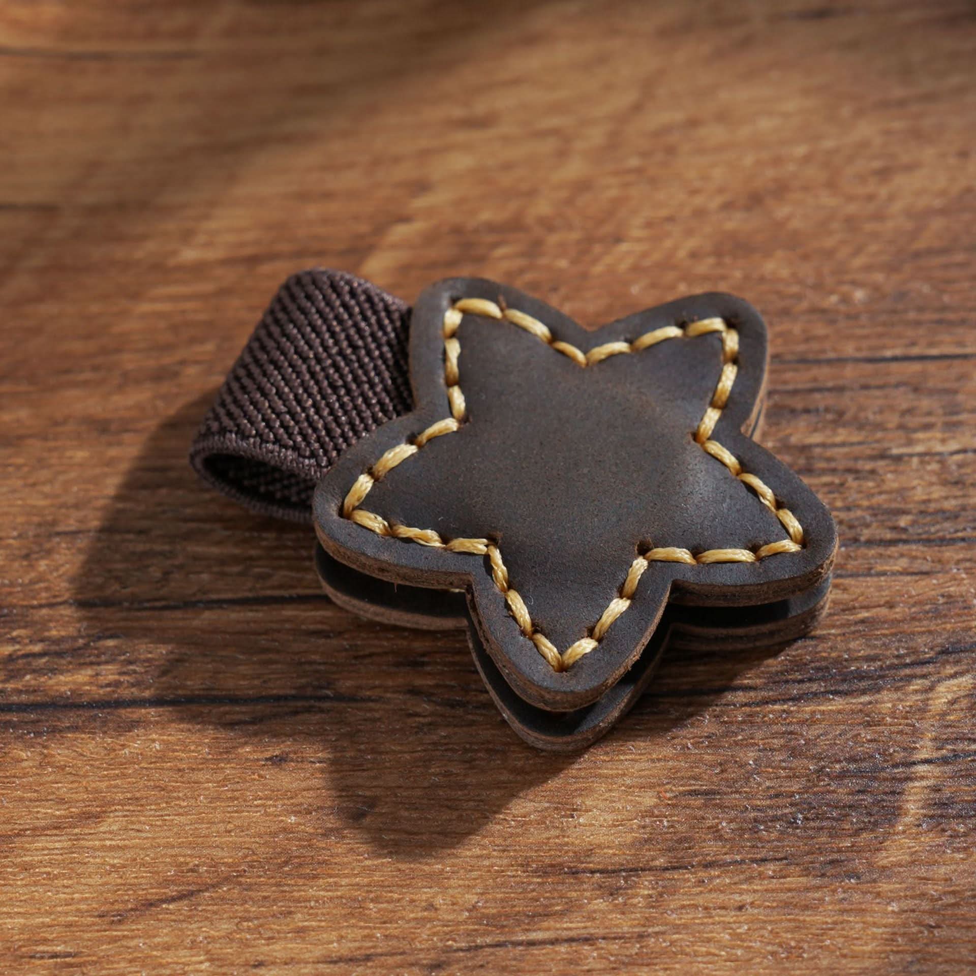 Leather Magnetic Bookmark – Hand-Sewn Double-Sided Clip