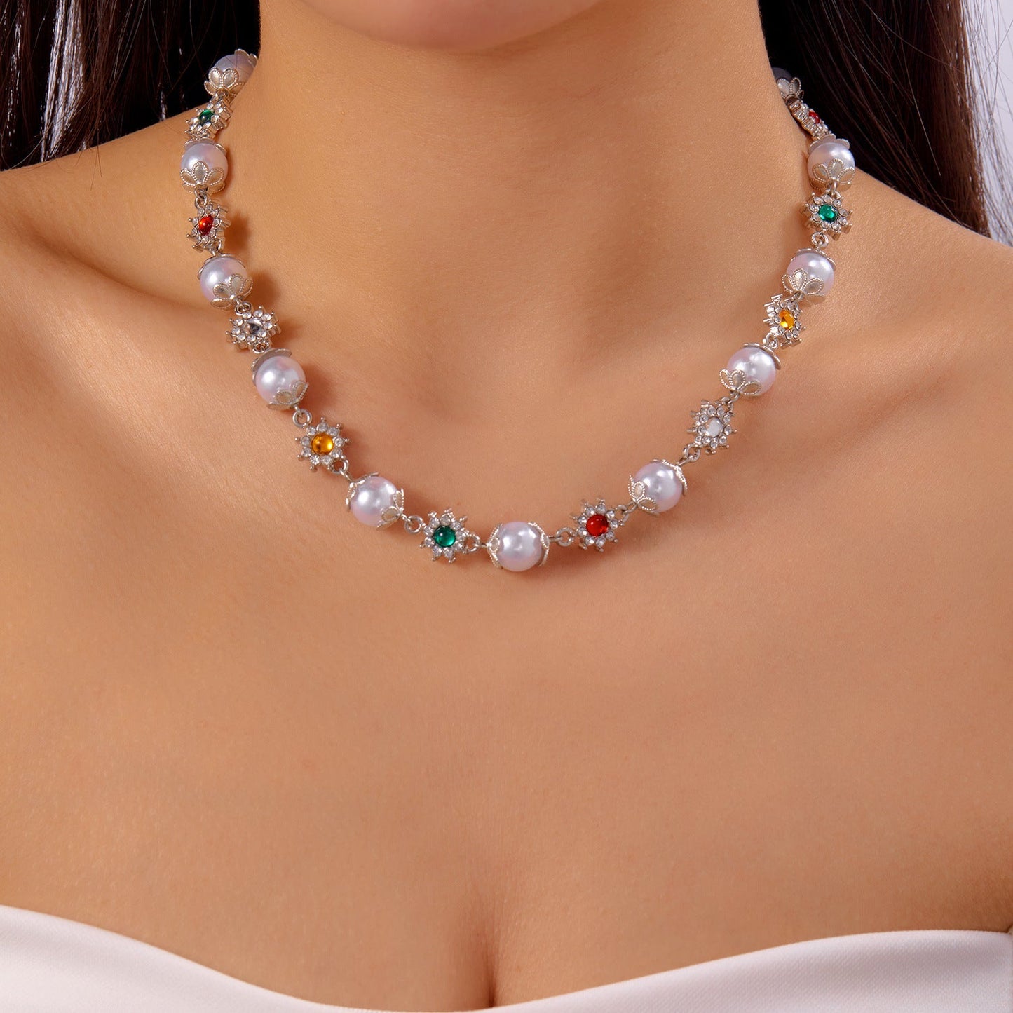 Pearl Flower Necklace – Elegant Rhinestone Choker for Women, Trendy Handmade Jewelry