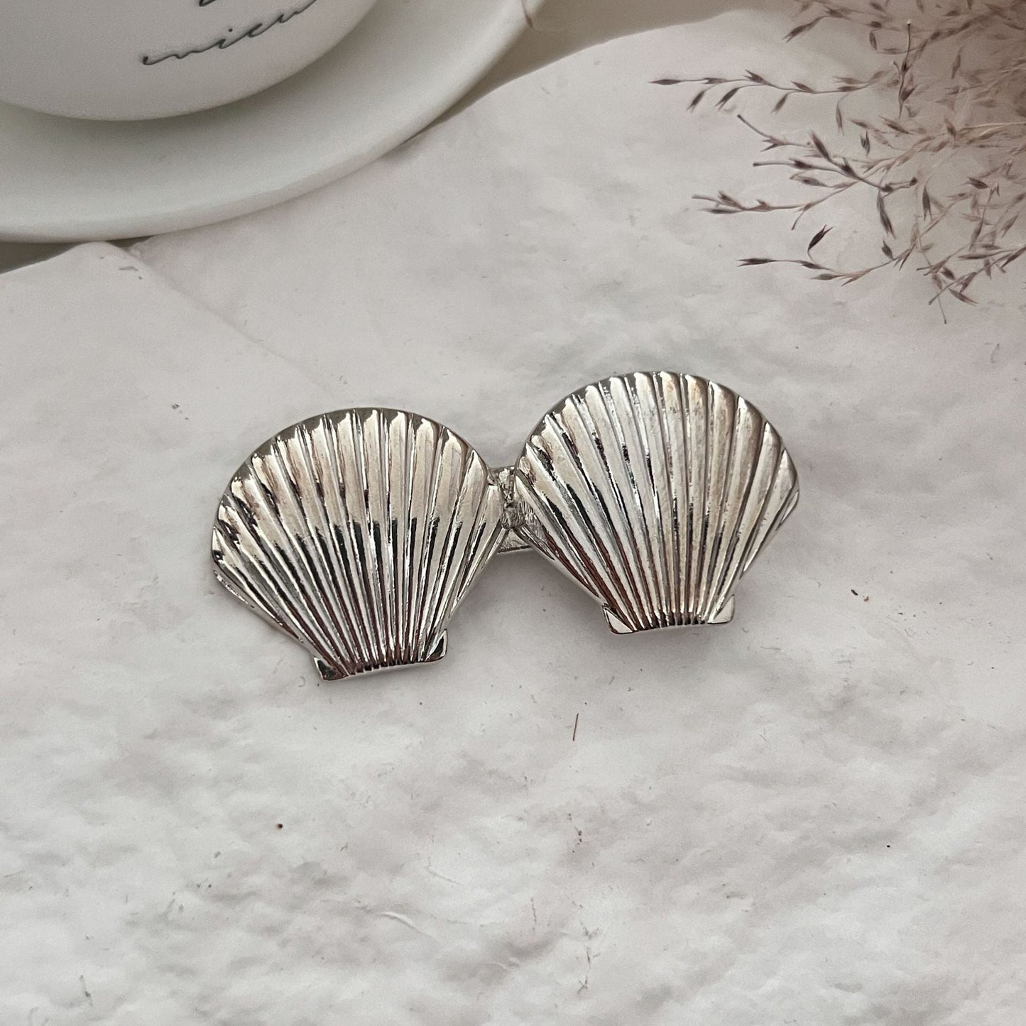 Alloy Decorative Hair Clips – Cute Bow & Heart Hair Accessories for Women