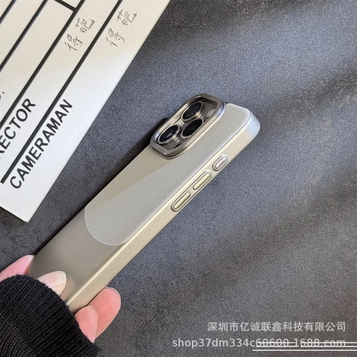 Luxury Velvet iPhone 15 & 14 Case - Shockproof, Anti-Fingerprint Cover