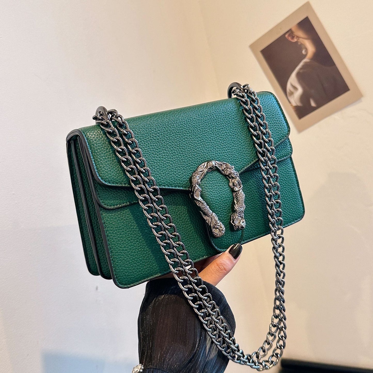 Luxury Chain Shoulder Bag for Women – Retro Stone Texture Medium Crossbody Bag