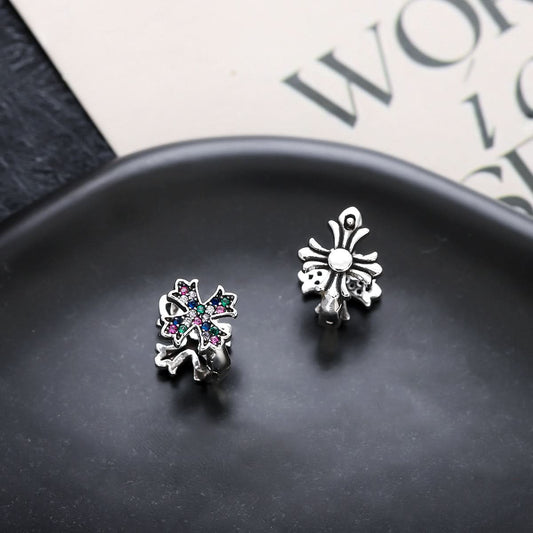 Men’s Diamond Cross Earrings – Trendy Unisex Dangle Earrings