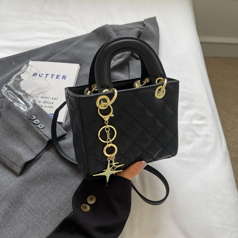 Stylish Messenger Bag for Women – Small Shoulder Purse with Diana-Inspired Design