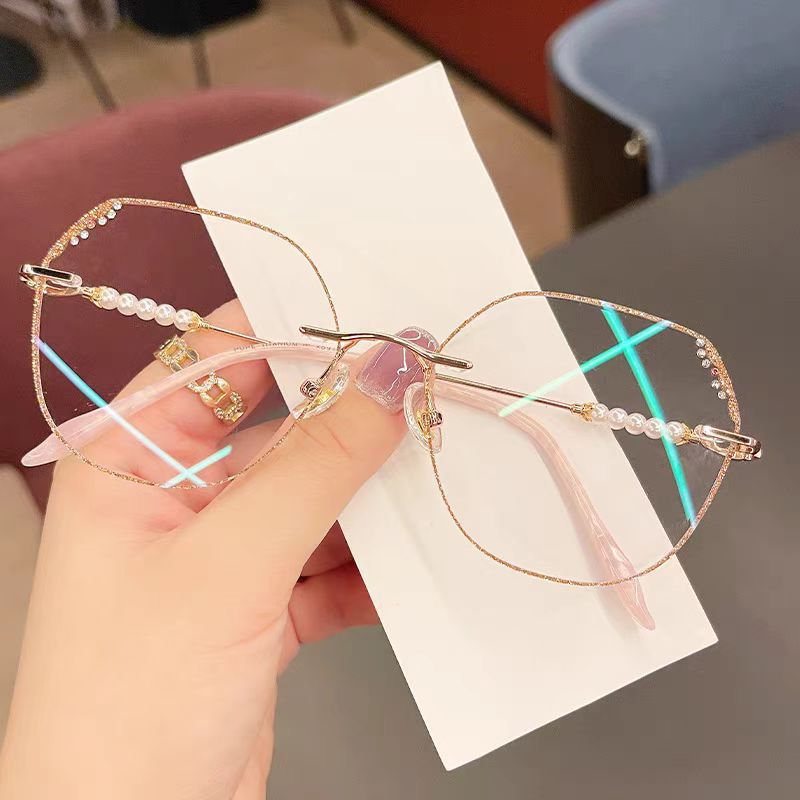 Elegant Diamond-Cut Frameless Anti-Blue Light Reading Glasses – Large Gold Polygon Frame