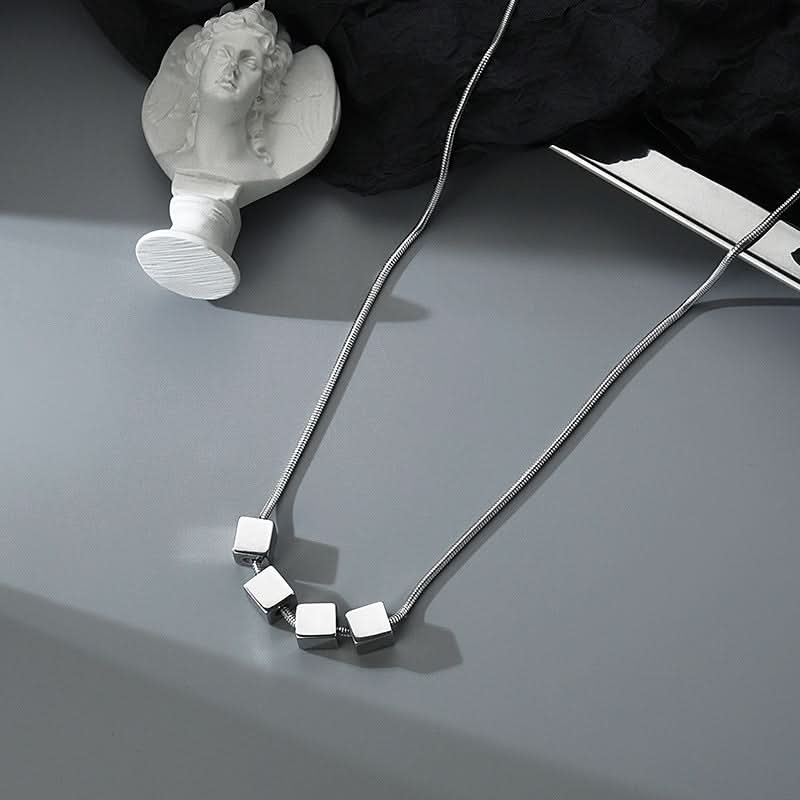 Men’s Titanium Steel Cube Pendant Necklace – Minimalist Clavicle Chain