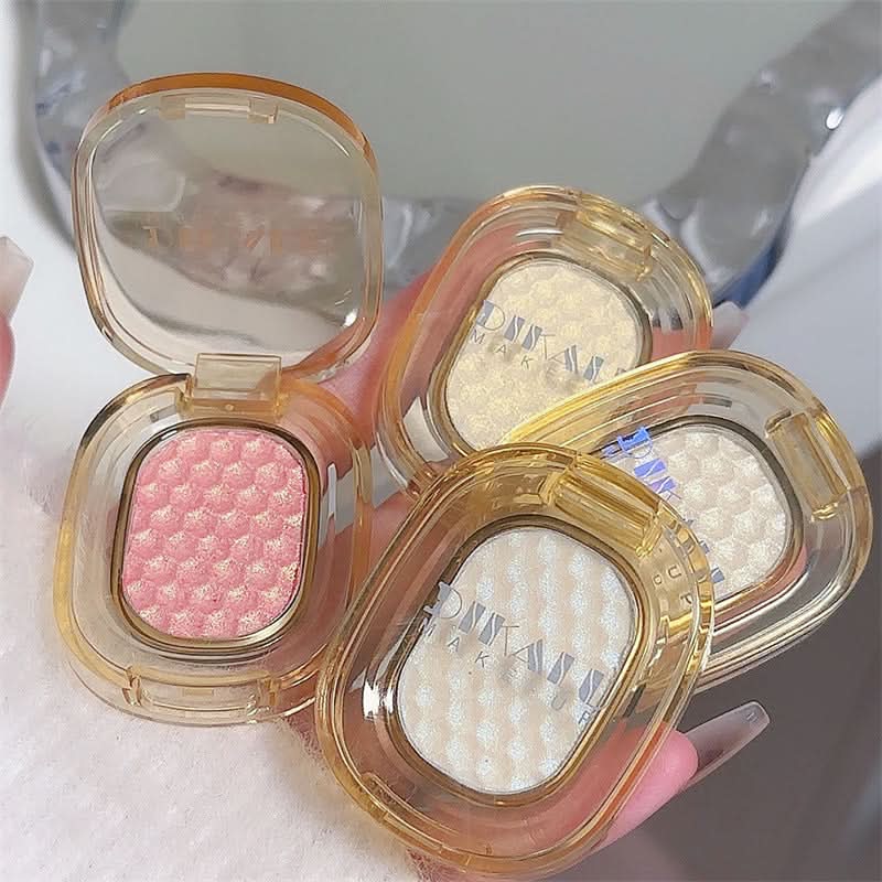 Dikalu Mochi Highlighter Eyeshadow – Soft, Shimmering Pearl Finish