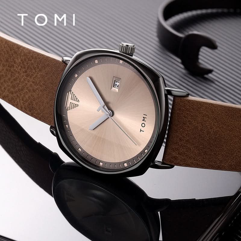 Men's Quartz Watch with Leather Strap