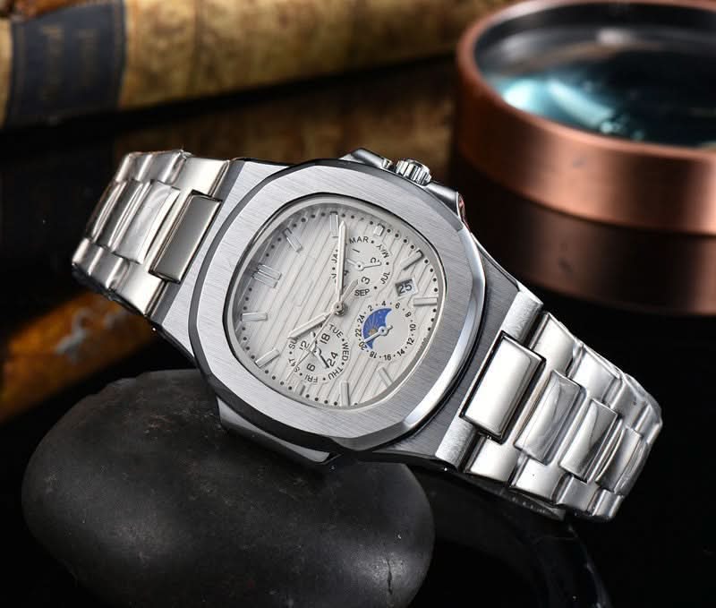 Luminous Quartz Steel Watch – Unisex Square Dial