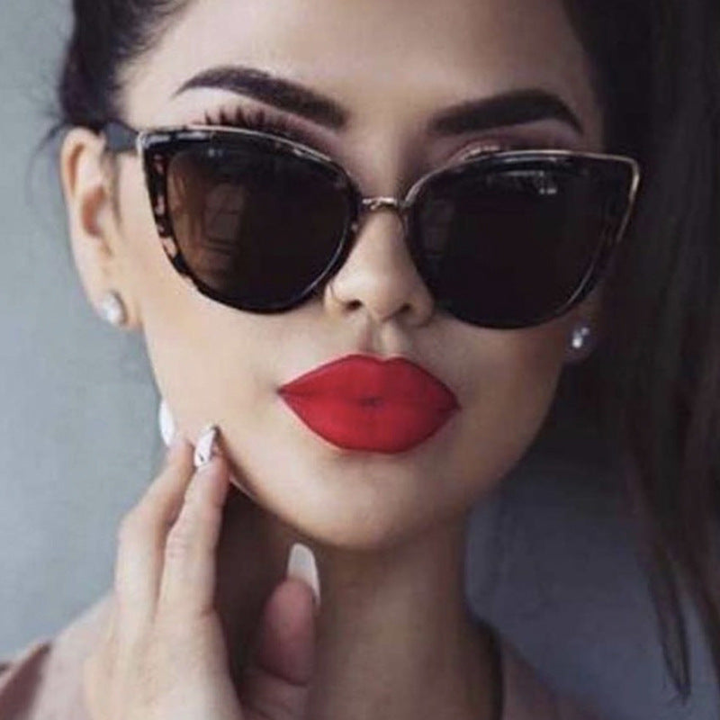 Classic Cat Eye Sunglasses for Women – UV400 Full Frame Fashion Shades