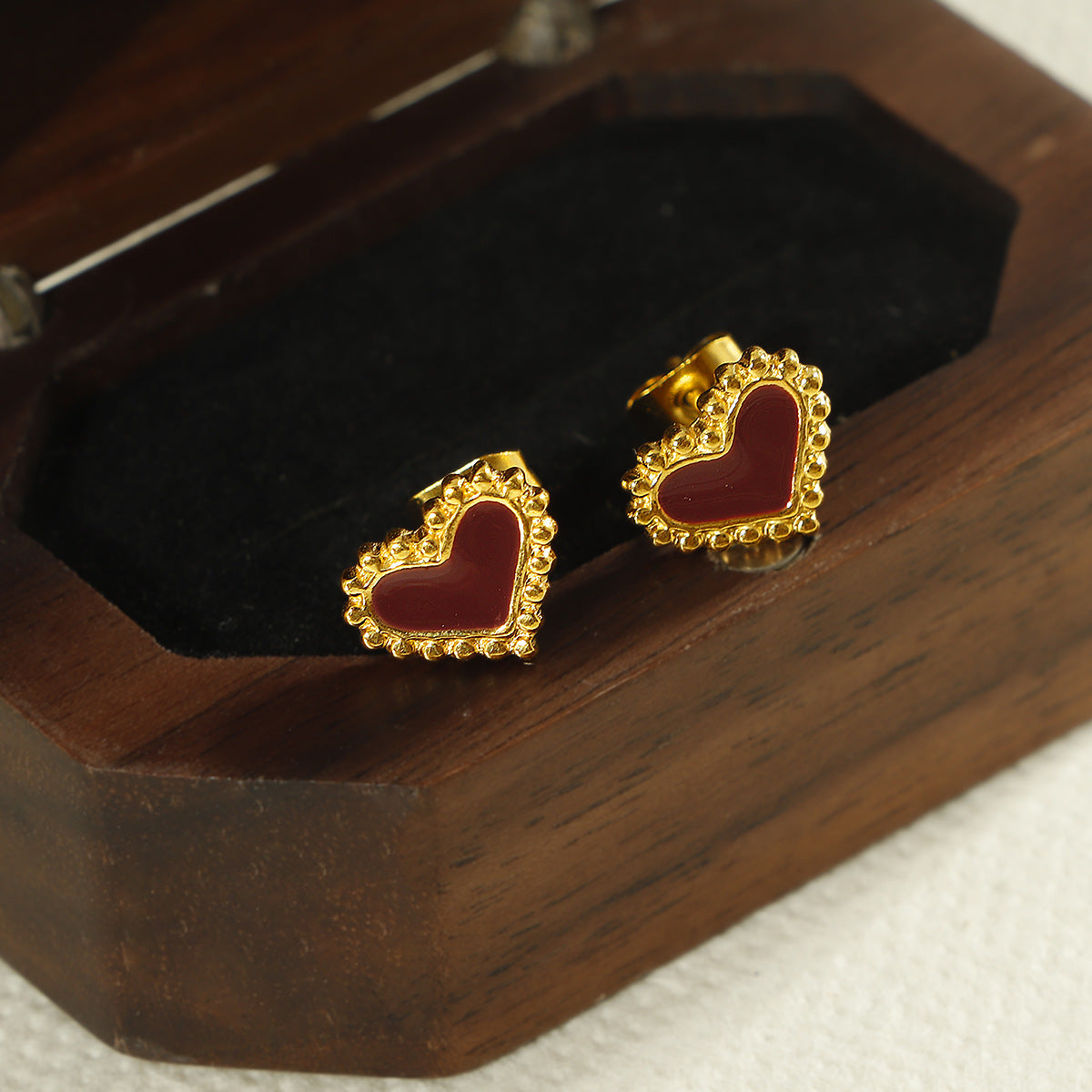 Retro Red Heart Drop Earrings – Titanium Steel Fashion Jewelry