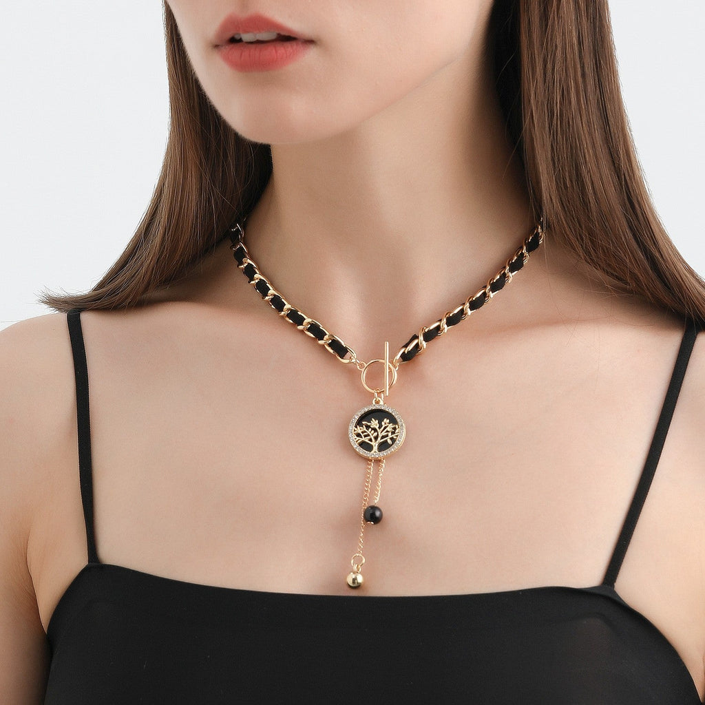 Velvet Heart Pendant Necklace for Women – Layered Clavicle Chain Jewelry