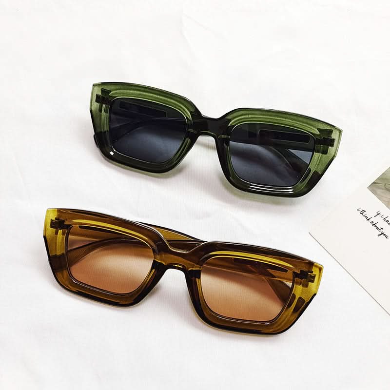 Women’s Cat Eye Sunglasses – Trendy Fashion Full-Frame Shades