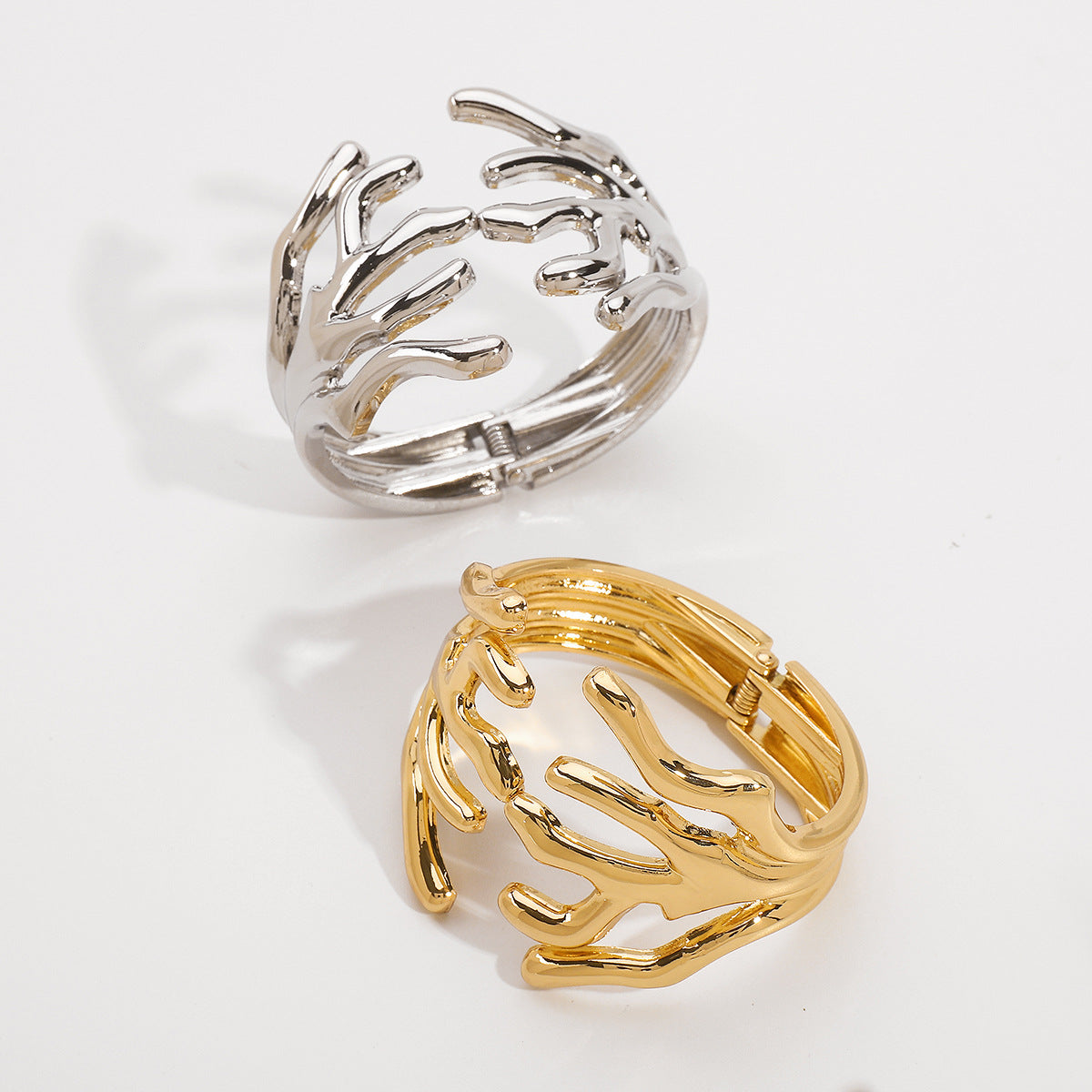 Coral Clasp Bold Cuff Bracelet – Spring Open Fashion Jewelry for Women