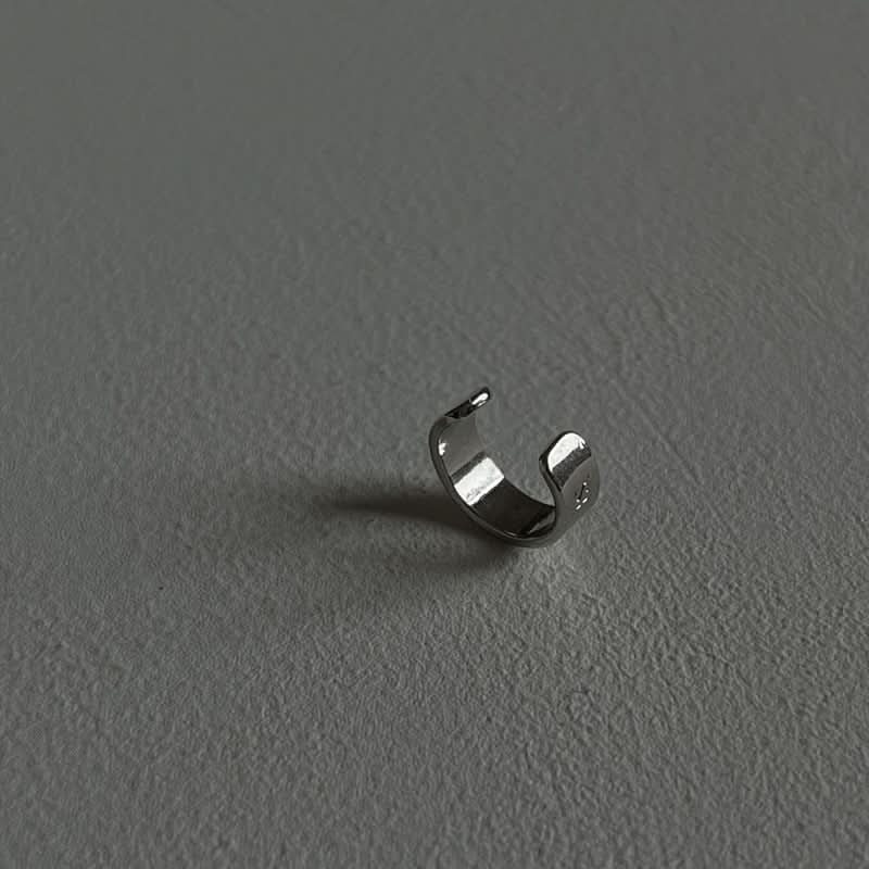 Unisex Trendy Non-Pierced Ear Clips