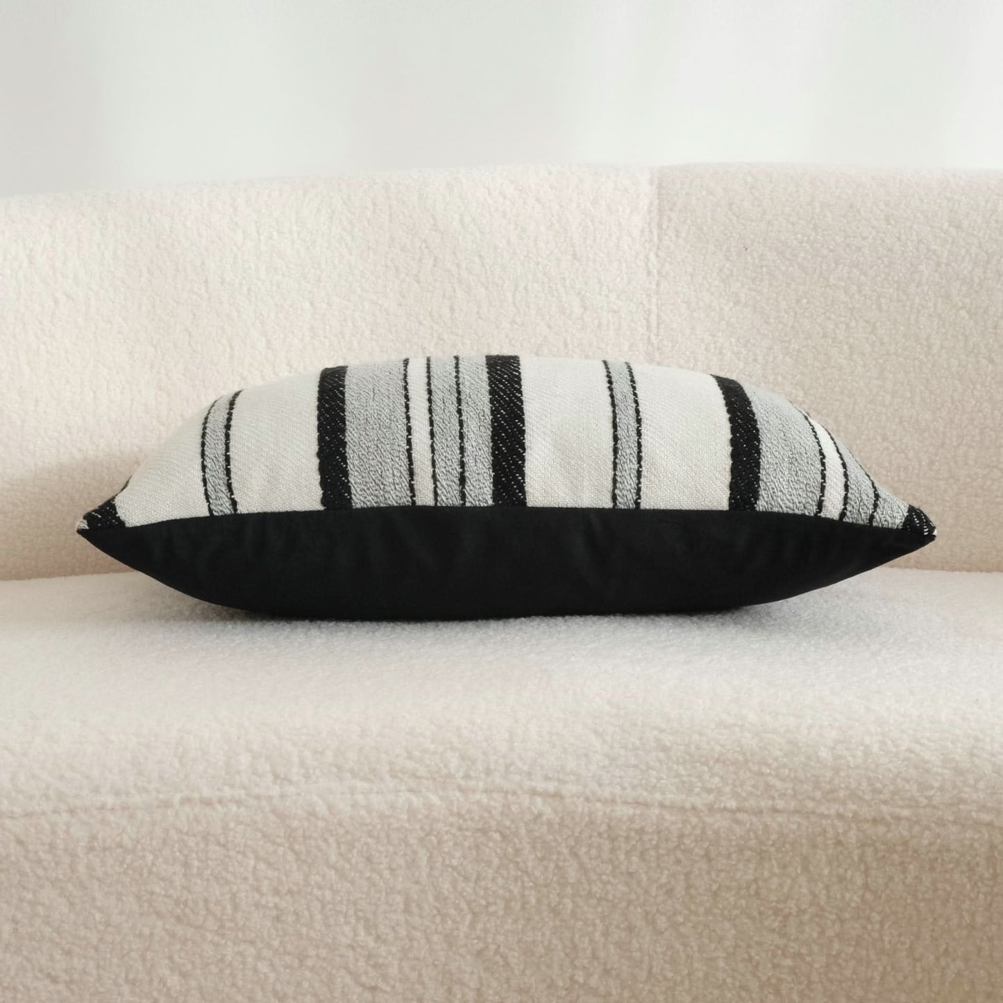 Light Luxury Knitted Striped Pillow - Simple Retro Cushion Cover