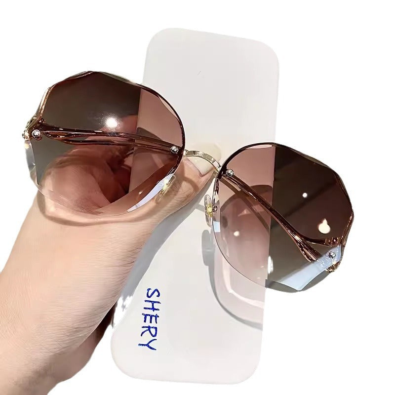 Frameless UV Protection Sunglasses for Women – Ocean Tint Slimming Shades