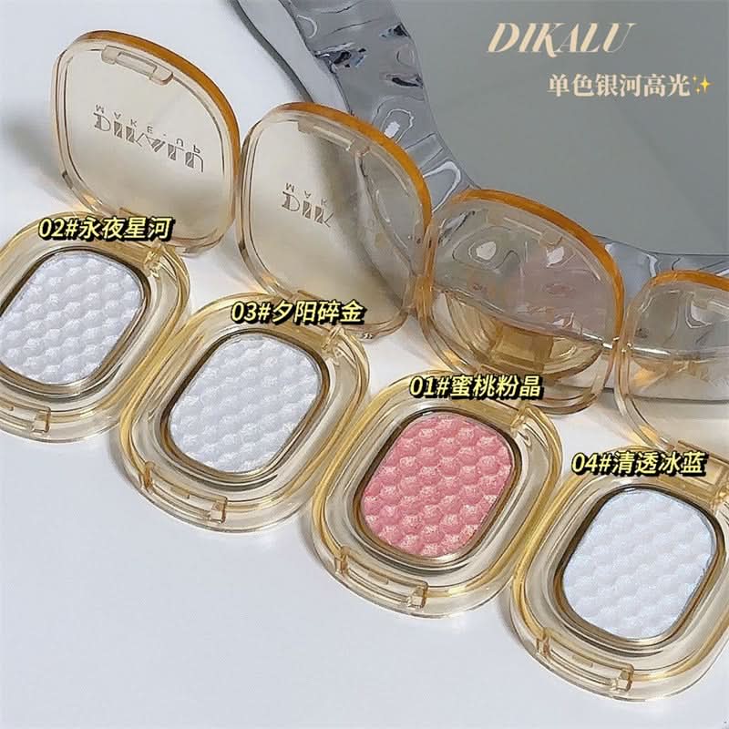 Dikalu Mochi Highlighter Eyeshadow – Soft, Shimmering Pearl Finish