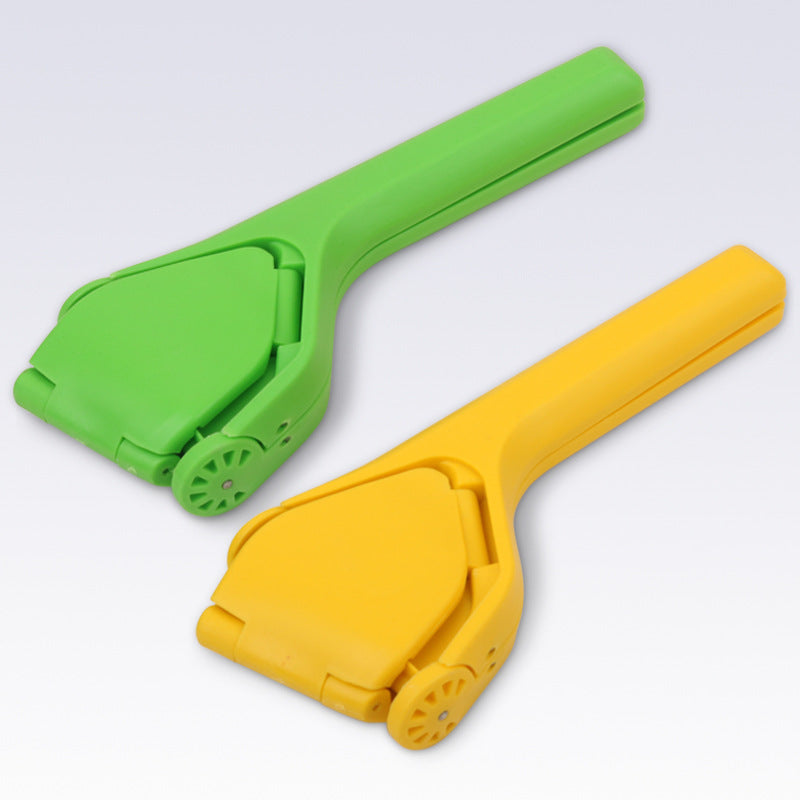 Manual Lemon & Fruit Juicer – Multifunctional Hand Squeeze