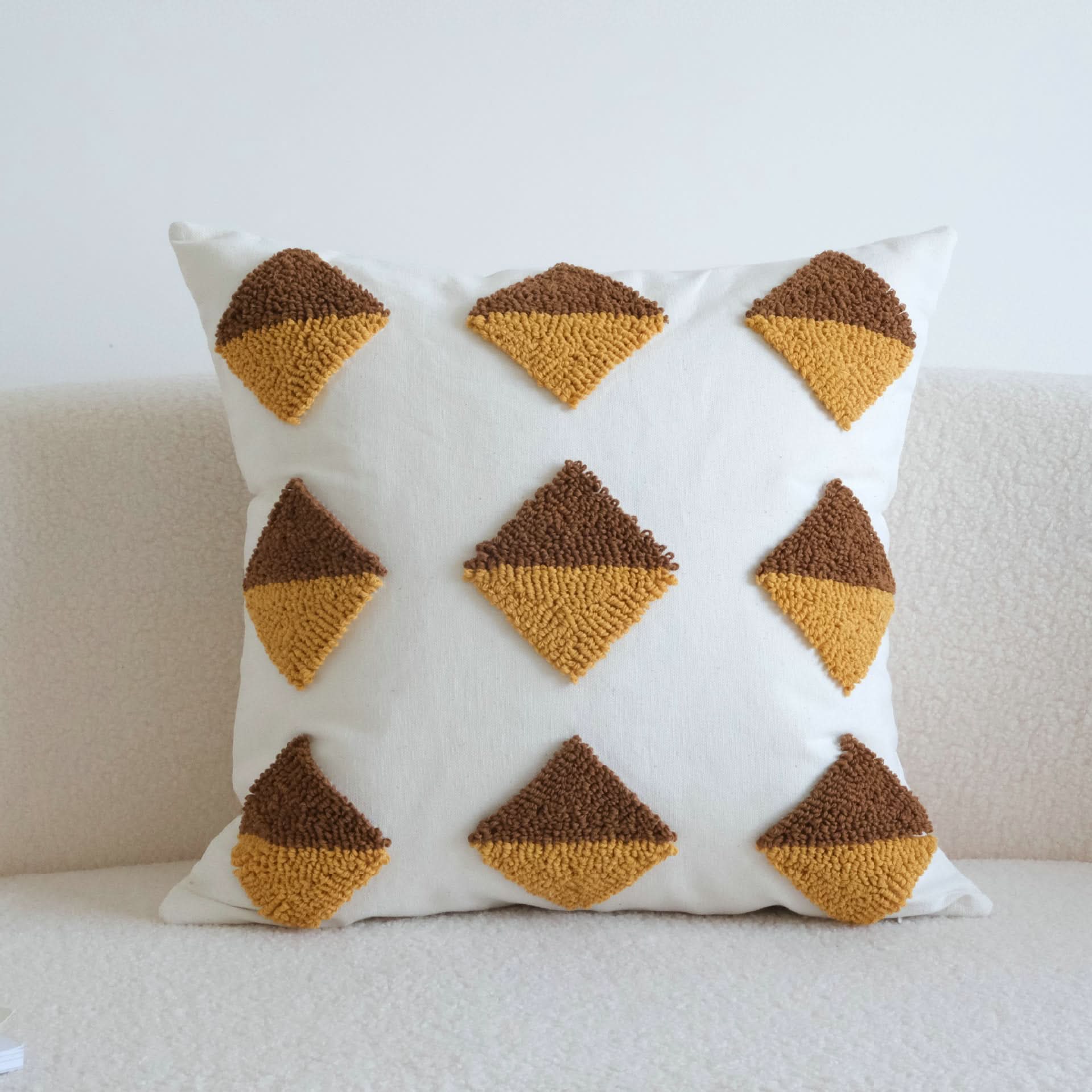 Wabi-Sabi Style Contrasting Color Loop Velvet Pillow