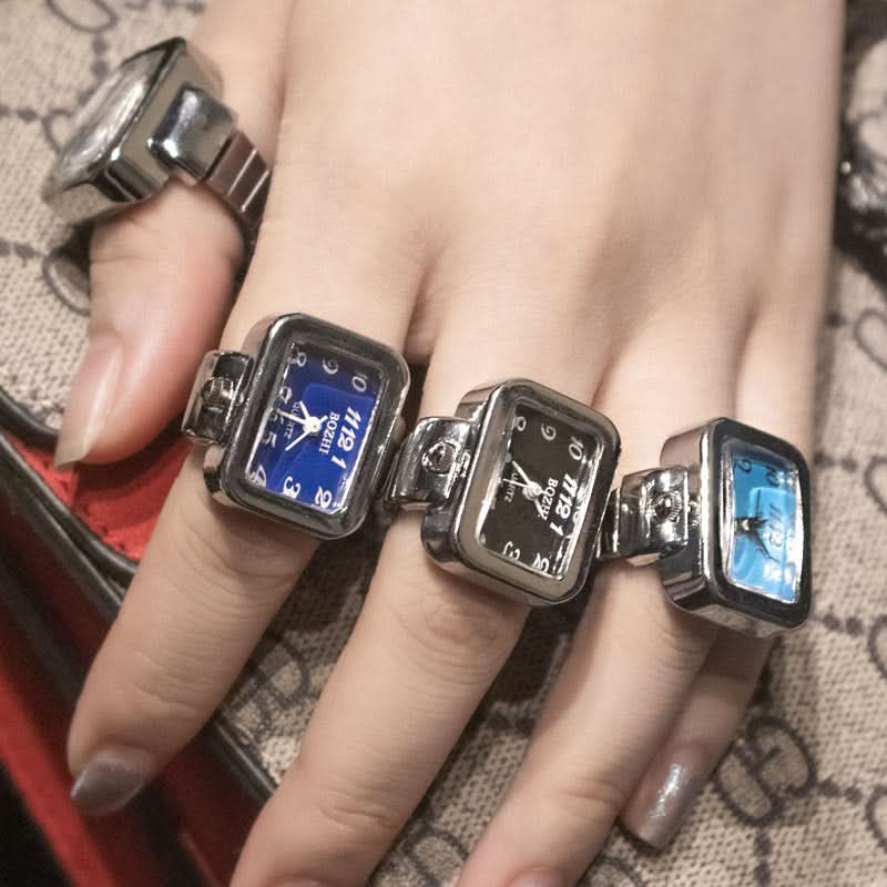 Mini Rectangle Ring Watch – Stylish Quartz Unisex Finger Watch
