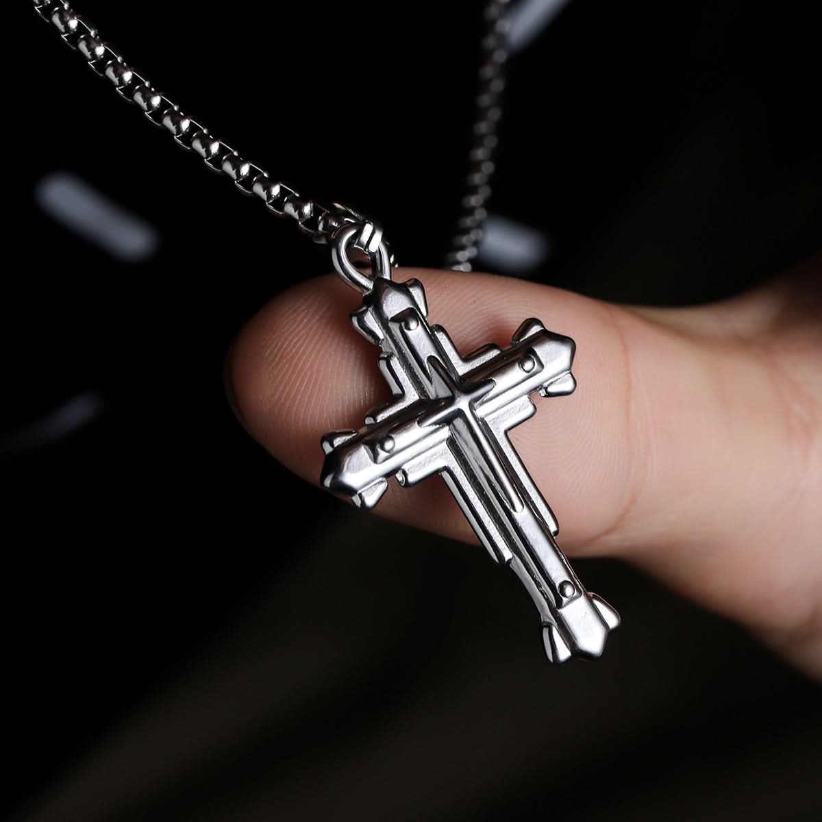 Men’s Retro Titanium Steel Cross Necklace – Minimalist