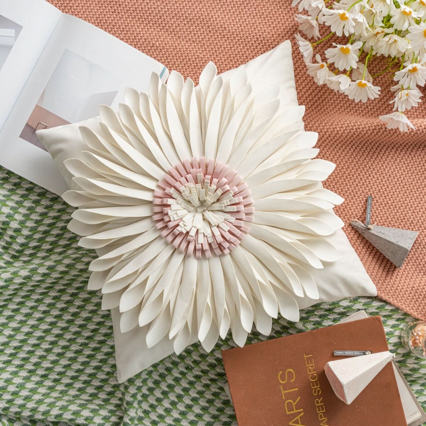Sunflower Pillowcase - Small Daisy & Sunflower Design