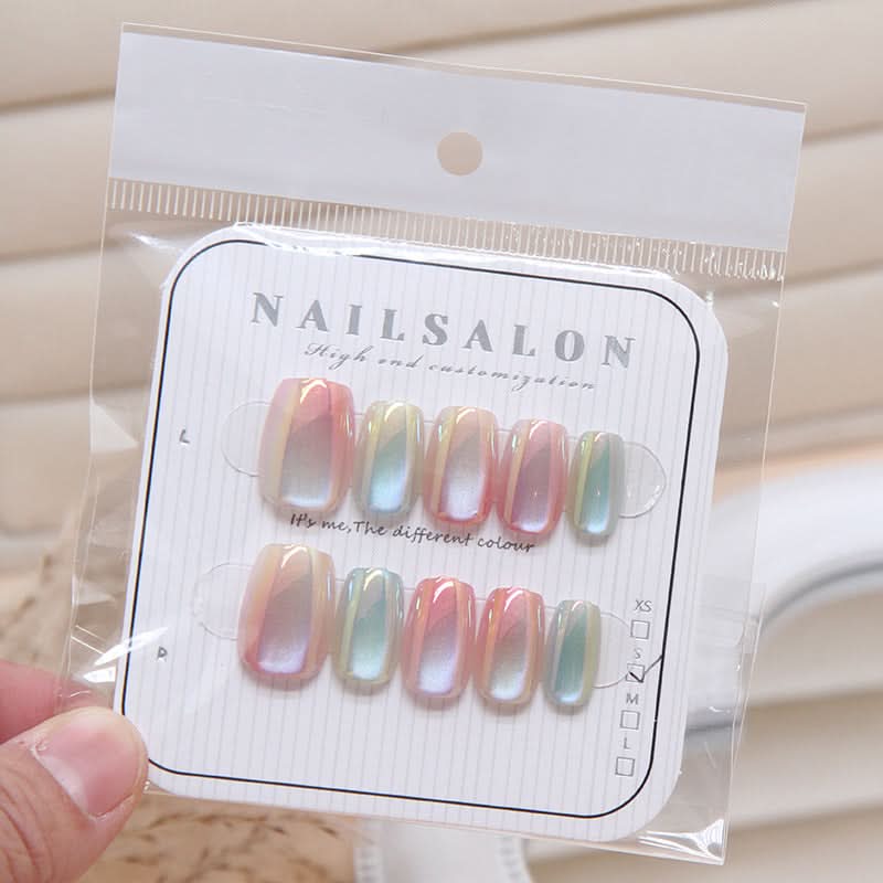Light-Chasing Cat-Eye Wearable Nails – Candy Gradient Nail Art Pieces (10 Pieces)