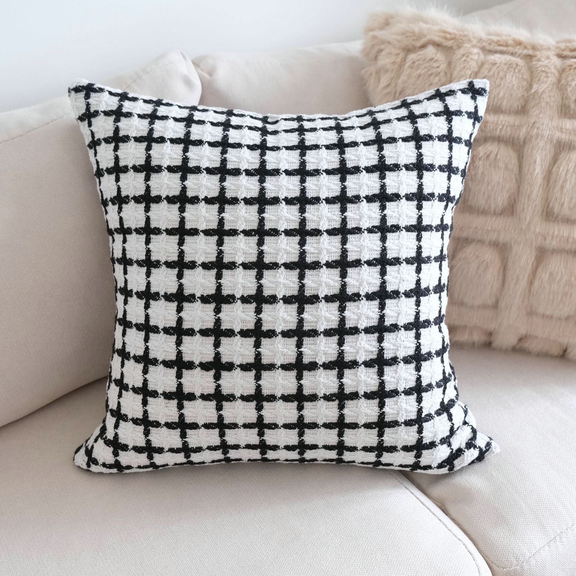 Lattice Pillow Cover – Modern Embroidered Cushion for Elegant Decor