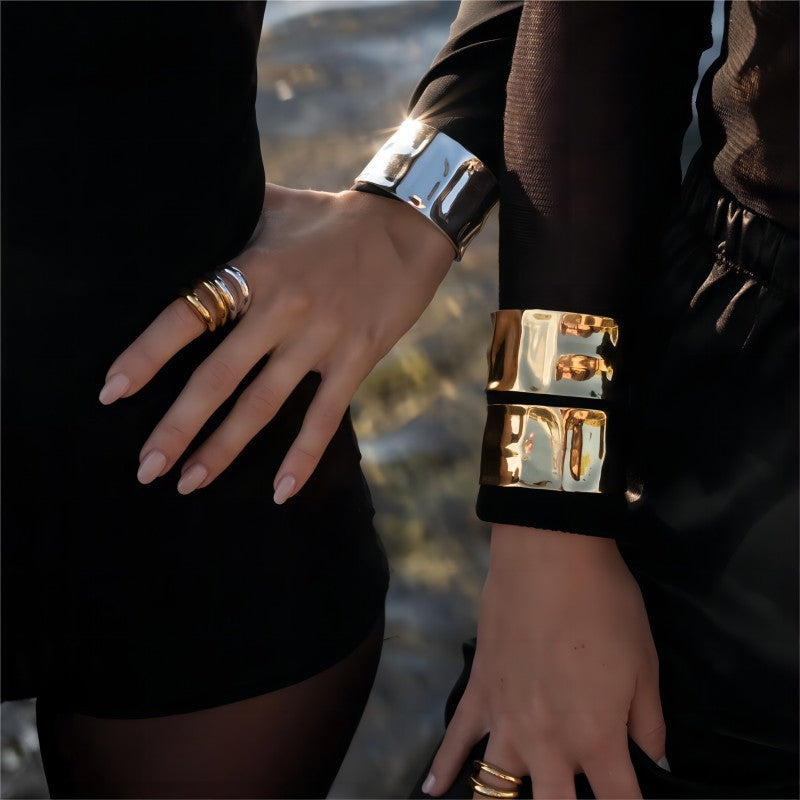 Bold Textured Stainless Steel Cuff Bracelet – Ripple Design, Gold & Silver Finish