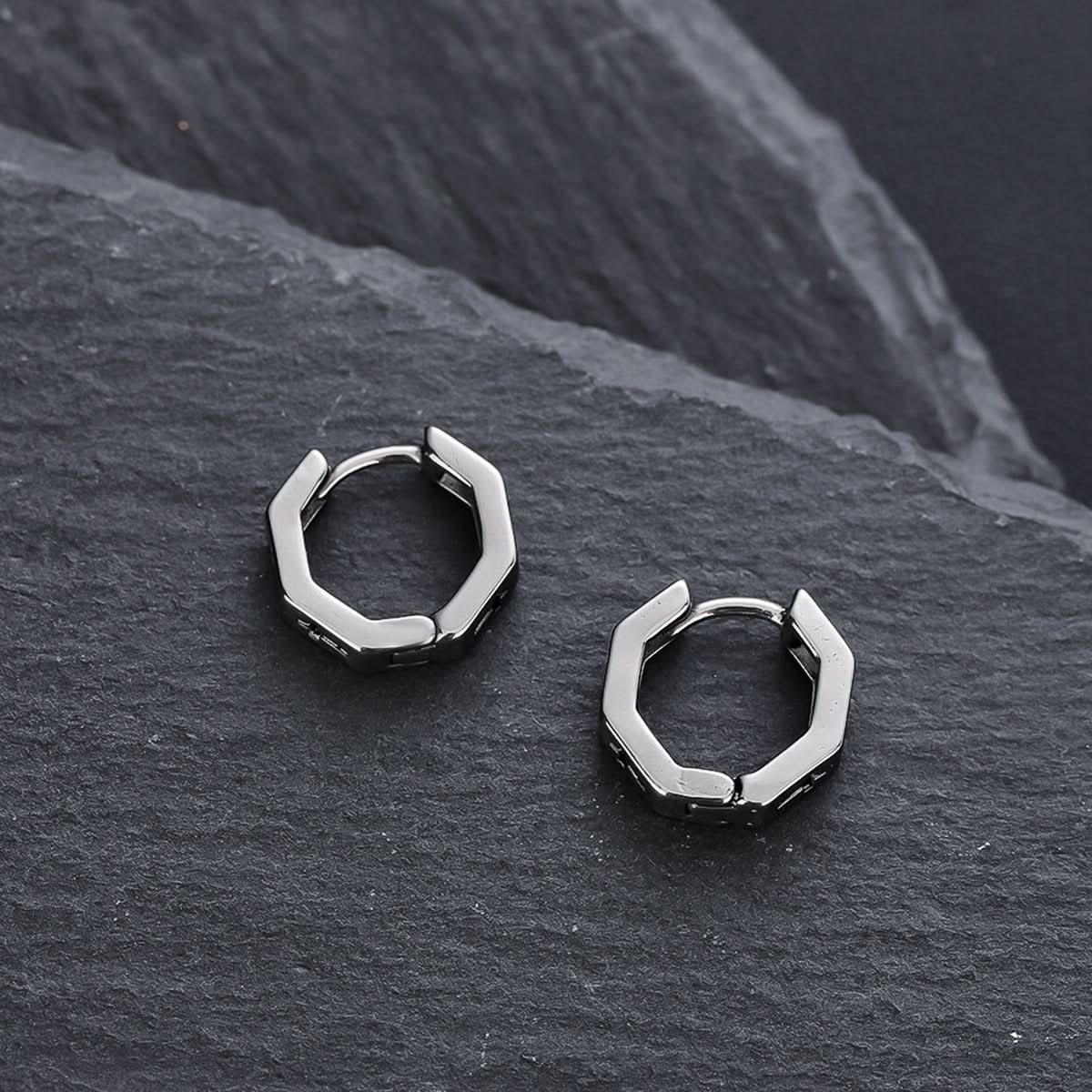 Men’s Trendy Hollow Cross Earrings – Minimalist Jewelry