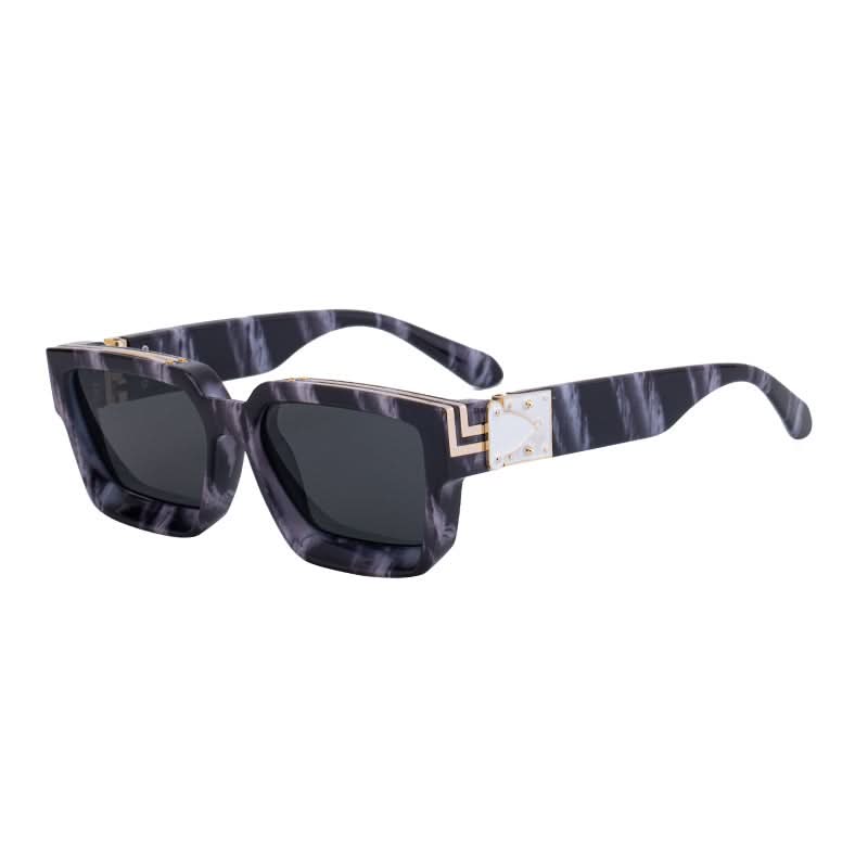 Trendy Small-Frame Sunglasses – Stylish Retro Shades