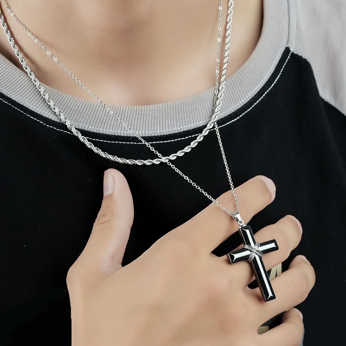 Men’s Trendy Titanium Steel Cross Necklace – Layered Chain