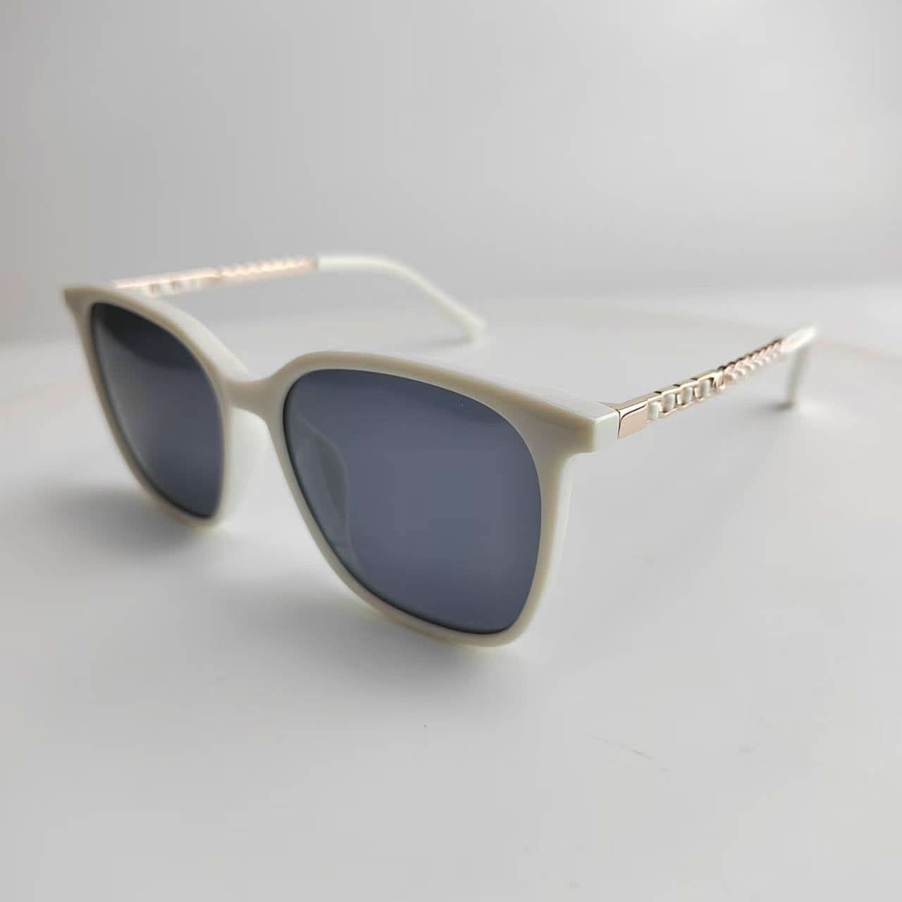 Premium Square Frame Sunglasses – Trendy UV Protection Shades for Women