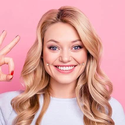 Dimple Maker Facial Beauty Tool with Lip Studs