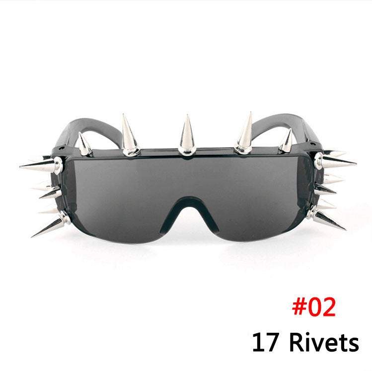 [Rockstar] Gothic Spiked Sunglasses