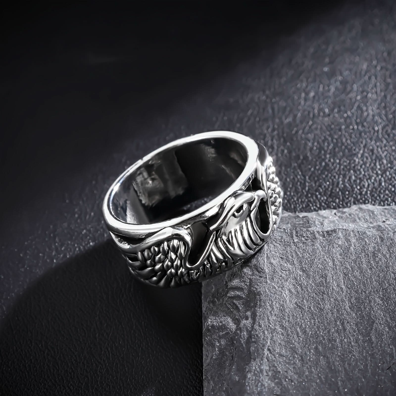 Men’s Retro Eagle Ring – Bold Zinc Alloy Animal Ring, Silver Finish