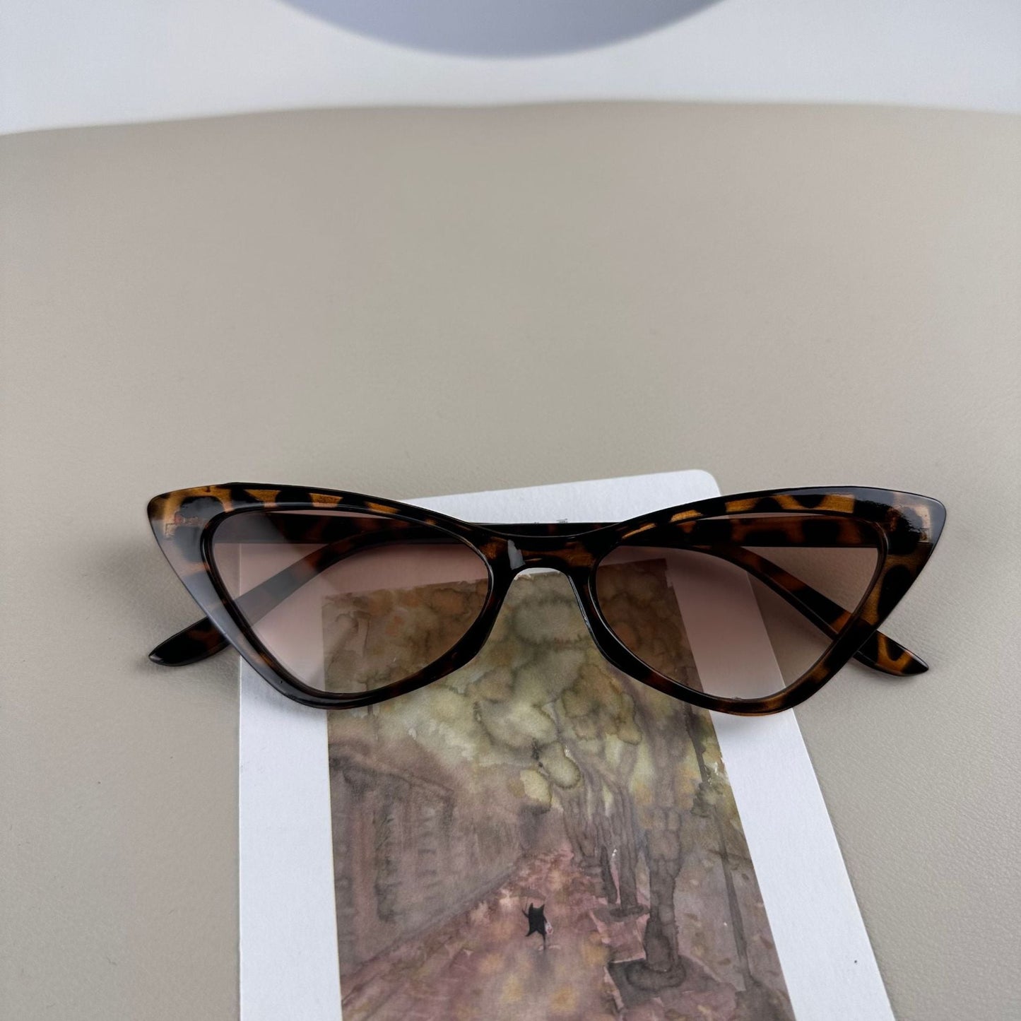 Retro Cat Eye Sunglasses for Women – UV400 Full Frame Fashion Shades