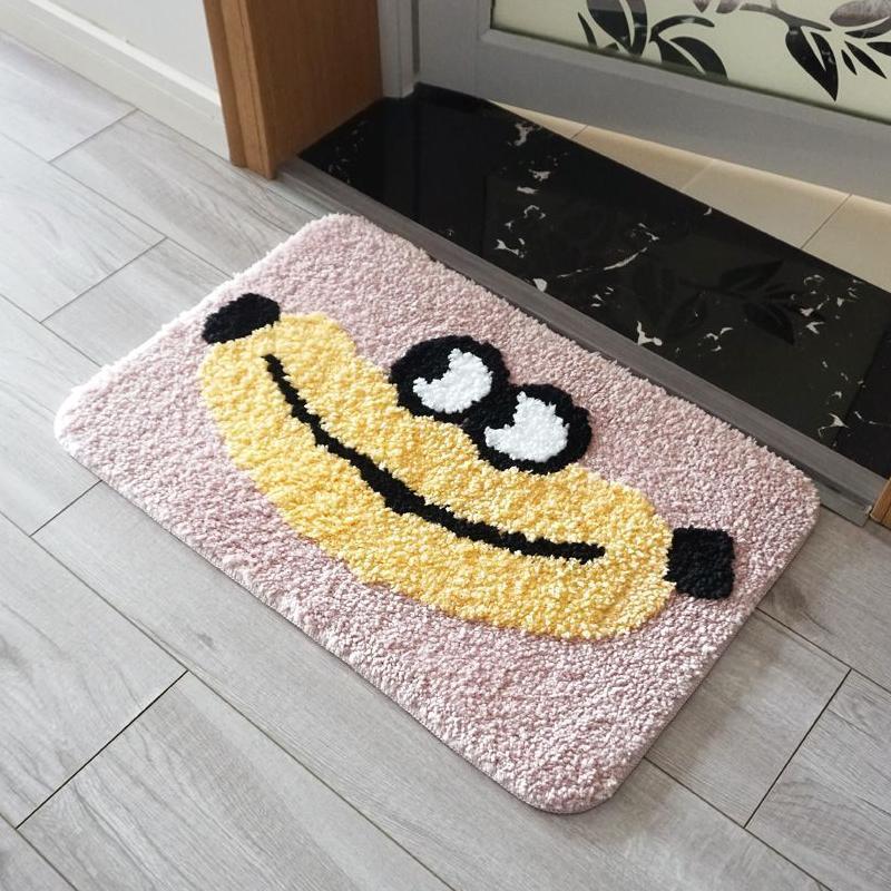 Tufted Bathroom Mat – Soft Oval Rug with Abstract Design Bath Mat for Doorway