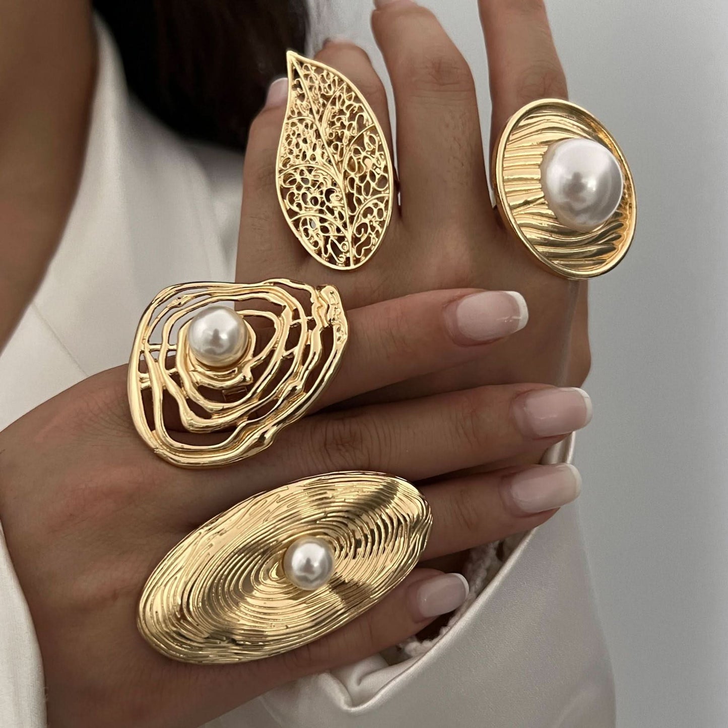 Women's Exaggerated Pearl Open Ring – Geometric Gold & Silver Statement Jewelry