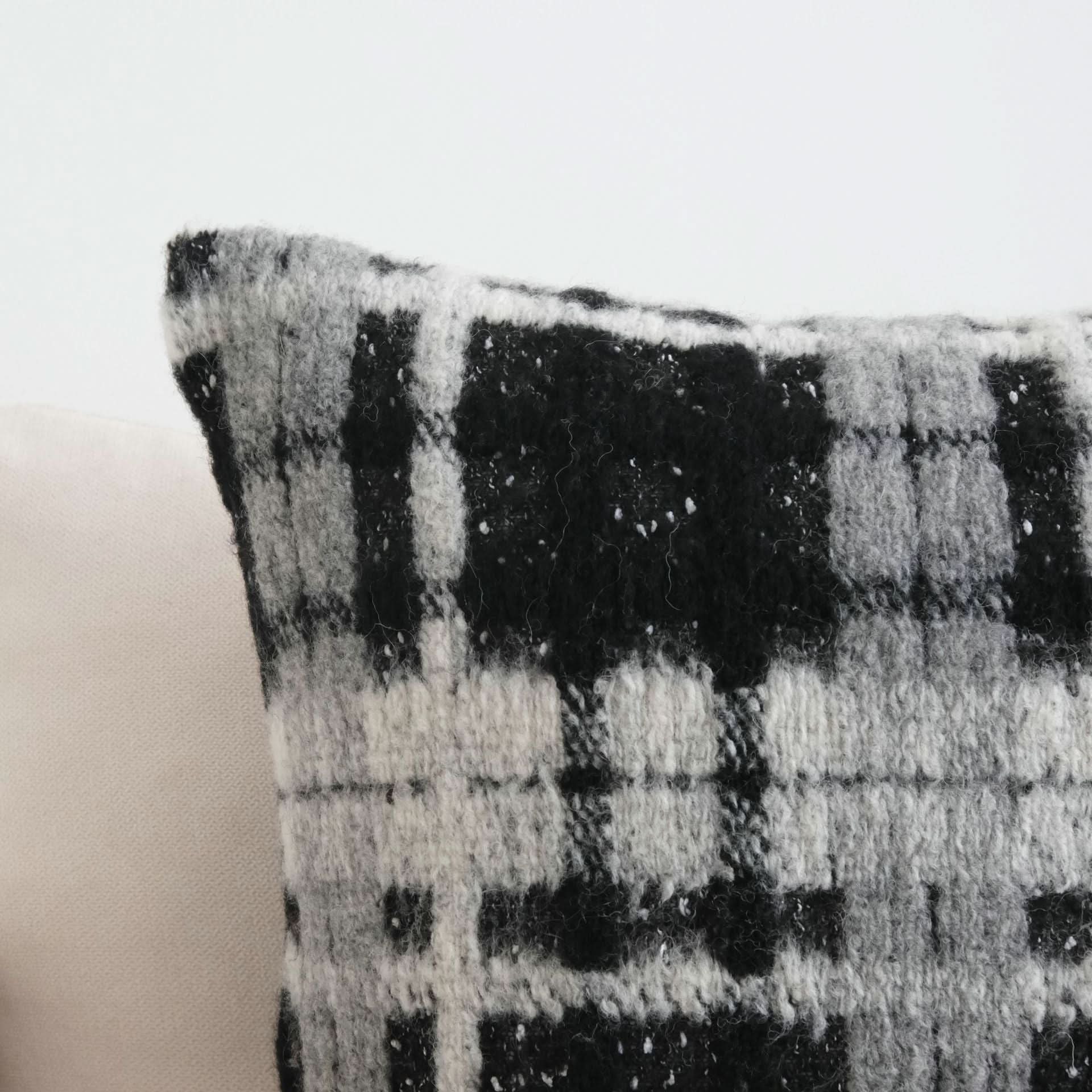 Starry Wool Black and White Checkered Pillow - Light Luxury Sofa Cushion